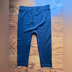 Women's Black Stretch Capri Leggings